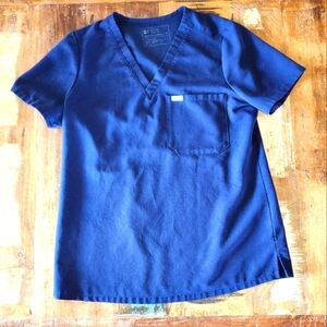 Figs Women's Navy V-Neck Top